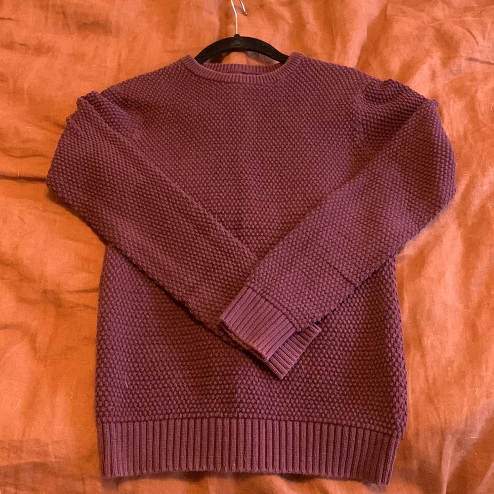 Burgundy Crew Neck Waffle Sweater, Size XS